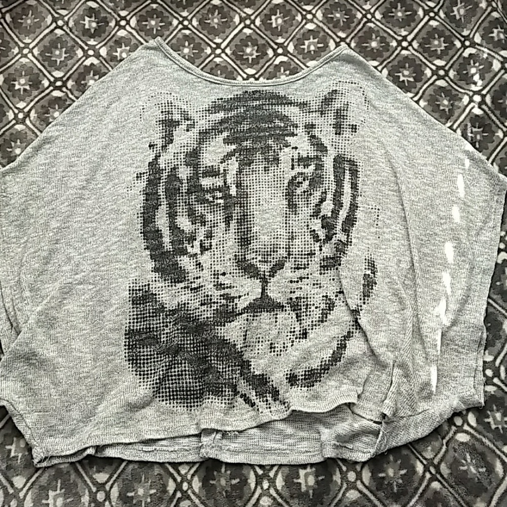 Ladies tiger blouse